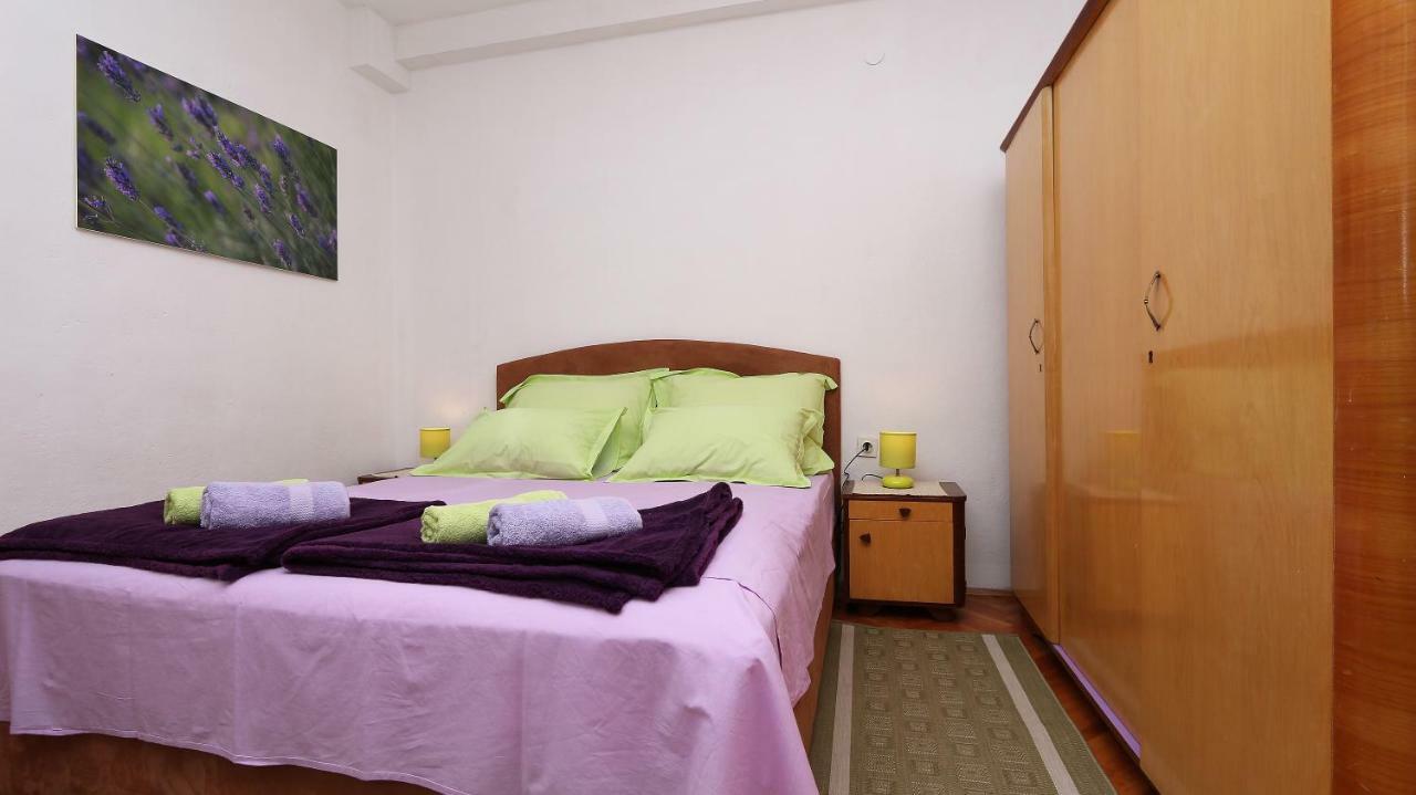 Apartments Nina Beach Makarska Exterior photo